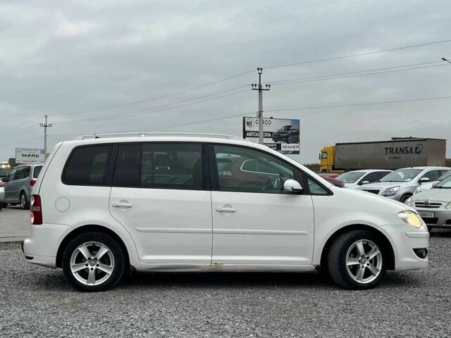 Черный Фольксваген Туран, объемом двигателя 2 л и пробегом 197 тыс. км за 6490 $, фото 9 на Automoto.ua