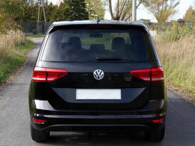 Черный Фольксваген Туран, объемом двигателя 1.6 л и пробегом 89 тыс. км за 12300 $, фото 5 на Automoto.ua