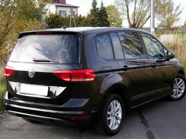 Черный Фольксваген Туран, объемом двигателя 1.6 л и пробегом 89 тыс. км за 12300 $, фото 4 на Automoto.ua