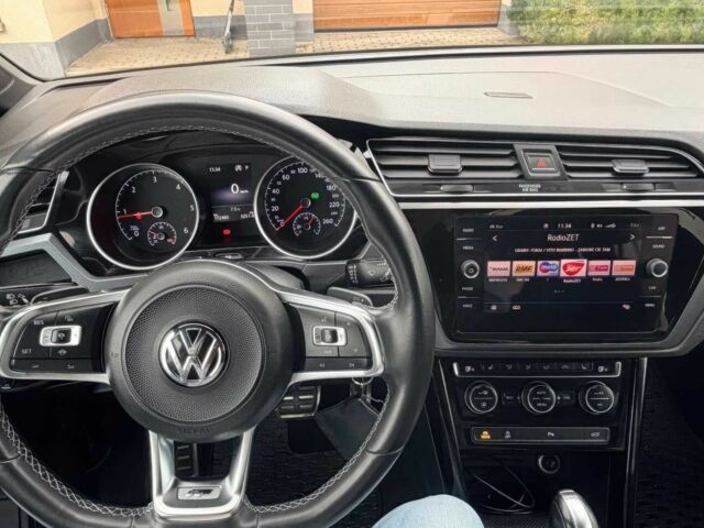 Черный Фольксваген Туран, объемом двигателя 0 л и пробегом 87 тыс. км за 12000 $, фото 5 на Automoto.ua