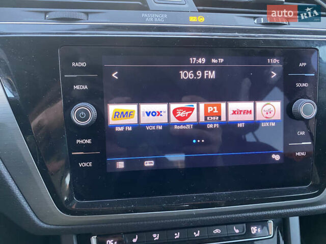 Черный Фольксваген Туран, объемом двигателя 2 л и пробегом 183 тыс. км за 16999 $, фото 31 на Automoto.ua