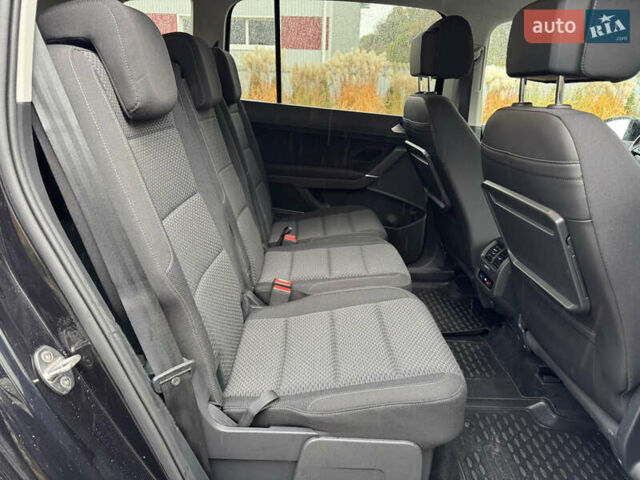 Черный Фольксваген Туран, объемом двигателя 1.97 л и пробегом 225 тыс. км за 17950 $, фото 22 на Automoto.ua