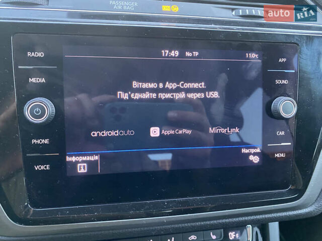 Черный Фольксваген Туран, объемом двигателя 2 л и пробегом 183 тыс. км за 16999 $, фото 32 на Automoto.ua