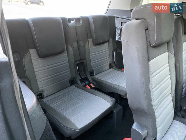 Черный Фольксваген Туран, объемом двигателя 2 л и пробегом 183 тыс. км за 16999 $, фото 25 на Automoto.ua