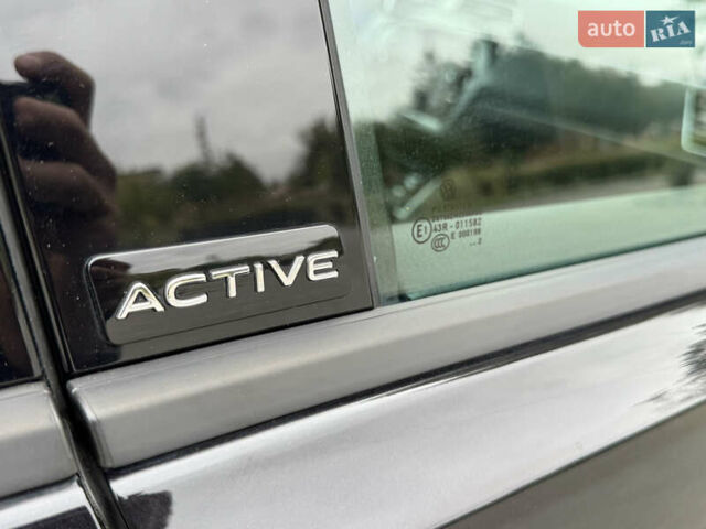 Черный Фольксваген Туран, объемом двигателя 2 л и пробегом 188 тыс. км за 22300 $, фото 18 на Automoto.ua