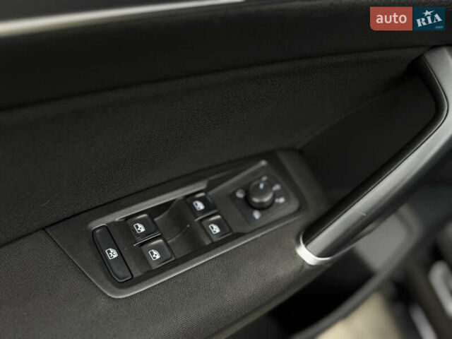 Черный Фольксваген Туран, объемом двигателя 2 л и пробегом 188 тыс. км за 22300 $, фото 15 на Automoto.ua