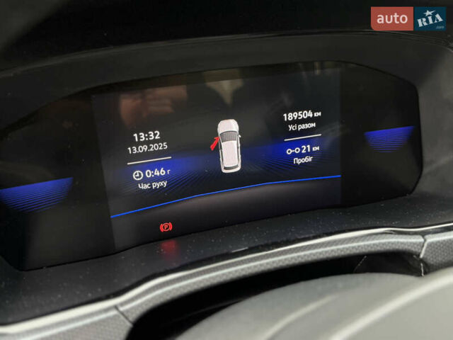 Черный Фольксваген Туран, объемом двигателя 2 л и пробегом 188 тыс. км за 22300 $, фото 13 на Automoto.ua