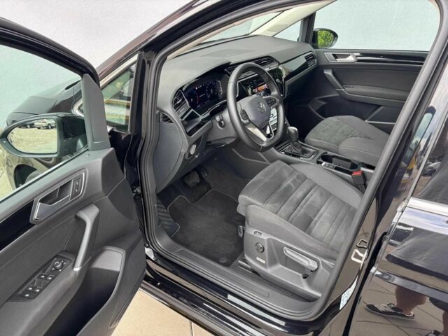 Чорний Фольксваген Туран, об'ємом двигуна 2 л та пробігом 15 тис. км за 10000 $, фото 6 на Automoto.ua