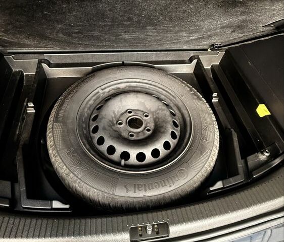 Чорний Фольксваген Туран, об'ємом двигуна 1.6 л та пробігом 190 тис. км за 5700 $, фото 15 на Automoto.ua