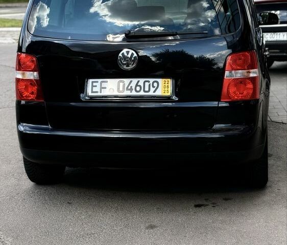 Чорний Фольксваген Туран, об'ємом двигуна 1.6 л та пробігом 190 тис. км за 5700 $, фото 16 на Automoto.ua