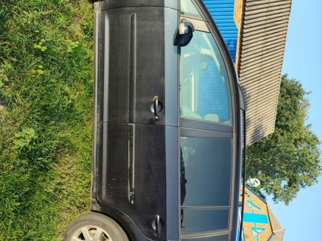 Черный Фольксваген Туран, объемом двигателя 1.9 л и пробегом 320 тыс. км за 2600 $, фото 3 на Automoto.ua