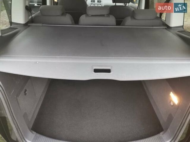 Черный Фольксваген Туран, объемом двигателя 1.6 л и пробегом 211 тыс. км за 12950 $, фото 16 на Automoto.ua