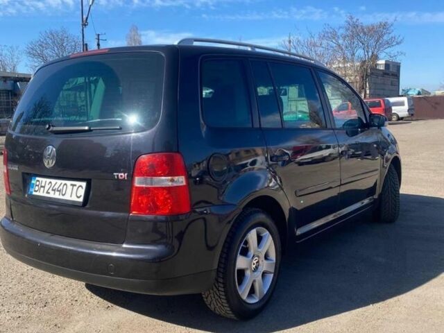 Чорний Фольксваген Туран, об'ємом двигуна 2 л та пробігом 3 тис. км за 5500 $, фото 4 на Automoto.ua