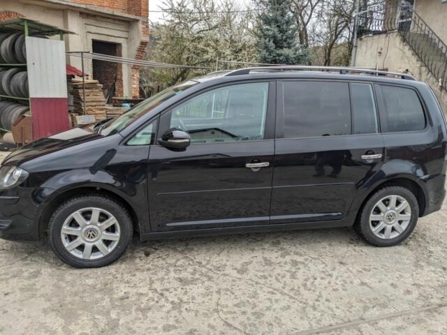 Черный Фольксваген Туран, объемом двигателя 0 л и пробегом 257 тыс. км за 7825 $, фото 4 на Automoto.ua