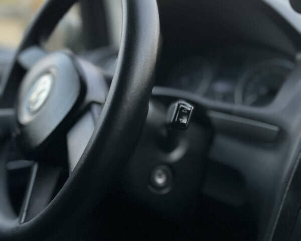 Коричневый Фольксваген Туран, объемом двигателя 1.9 л и пробегом 280 тыс. км за 5700 $, фото 22 на Automoto.ua