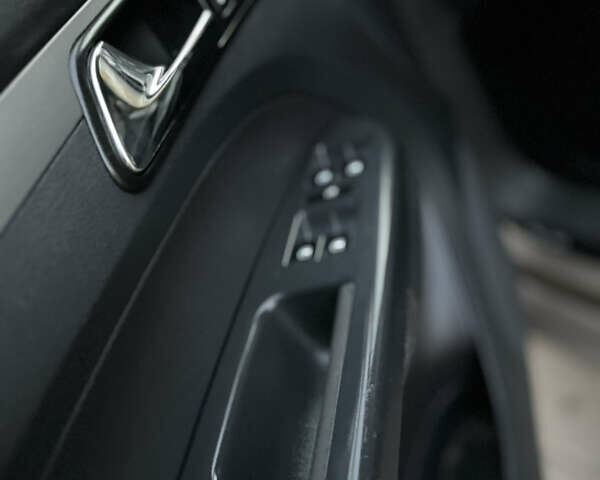 Коричневый Фольксваген Туран, объемом двигателя 1.9 л и пробегом 280 тыс. км за 5700 $, фото 15 на Automoto.ua