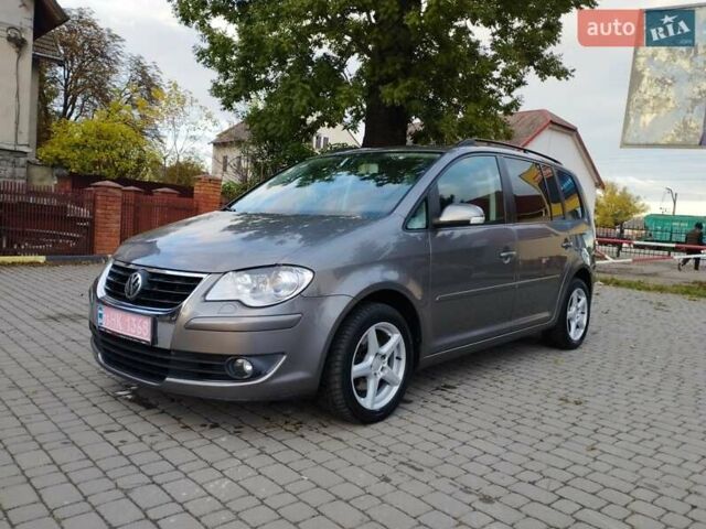 Коричневий Фольксваген Туран, об'ємом двигуна 1.4 л та пробігом 246 тис. км за 5600 $, фото 5 на Automoto.ua