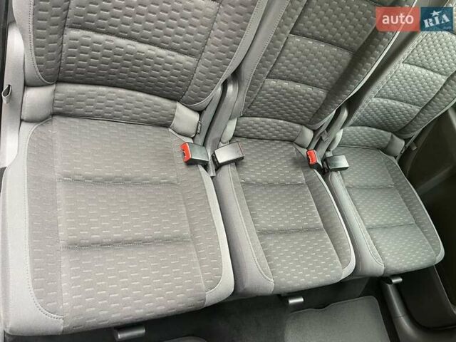 Коричневий Фольксваген Туран, об'ємом двигуна 1.4 л та пробігом 190 тис. км за 7333 $, фото 137 на Automoto.ua