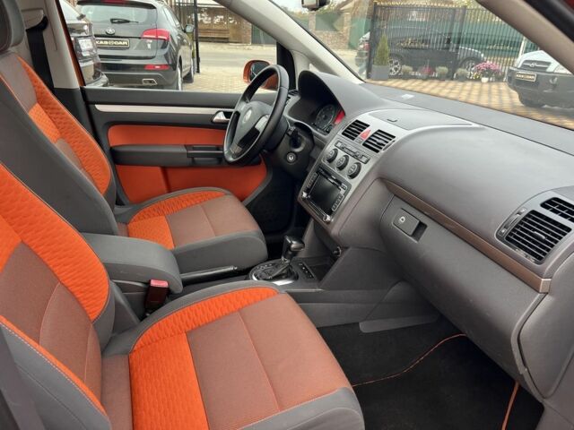 Коричневий Фольксваген Туран, об'ємом двигуна 1.4 л та пробігом 230 тис. км за 9200 $, фото 8 на Automoto.ua