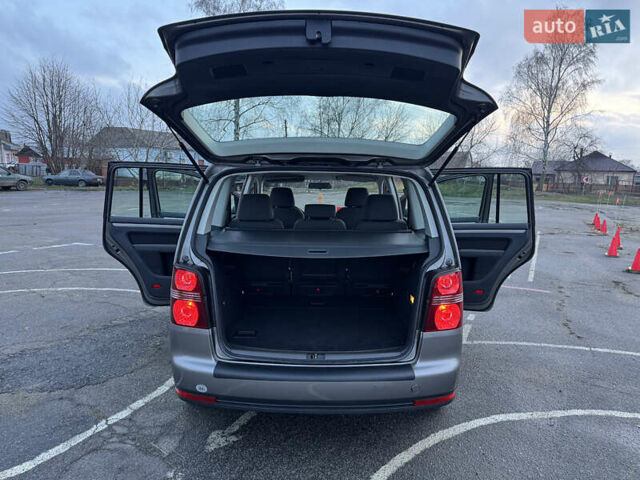 Коричневый Фольксваген Туран, объемом двигателя 1.4 л и пробегом 207 тыс. км за 7000 $, фото 36 на Automoto.ua