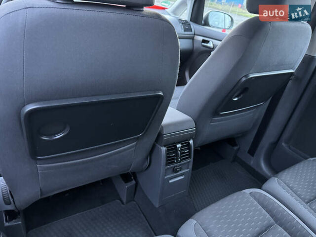 Коричневый Фольксваген Туран, объемом двигателя 1.4 л и пробегом 207 тыс. км за 7000 $, фото 34 на Automoto.ua