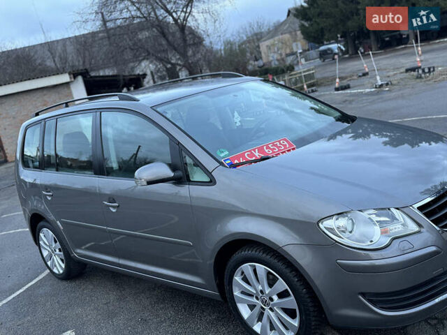 Коричневый Фольксваген Туран, объемом двигателя 1.4 л и пробегом 207 тыс. км за 7000 $, фото 10 на Automoto.ua