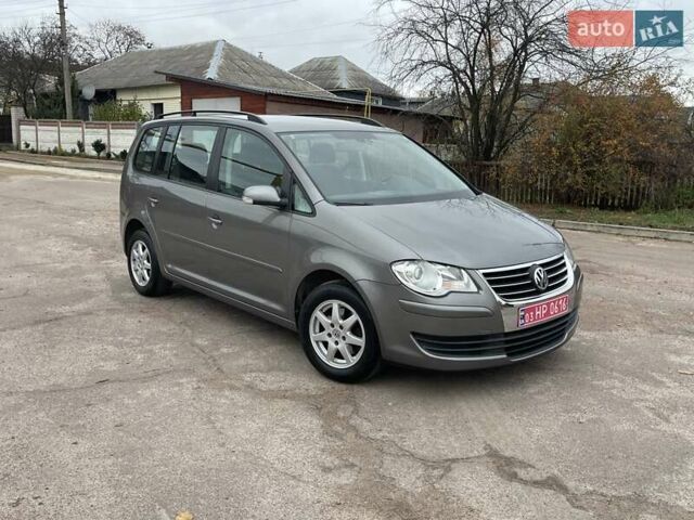 Коричневий Фольксваген Туран, об'ємом двигуна 1.4 л та пробігом 190 тис. км за 7333 $, фото 162 на Automoto.ua