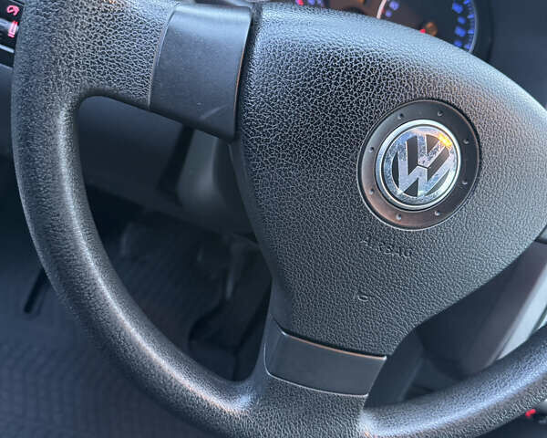 Коричневый Фольксваген Туран, объемом двигателя 1.4 л и пробегом 207 тыс. км за 7000 $, фото 24 на Automoto.ua