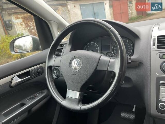 Коричневий Фольксваген Туран, об'ємом двигуна 1.4 л та пробігом 190 тис. км за 7333 $, фото 66 на Automoto.ua