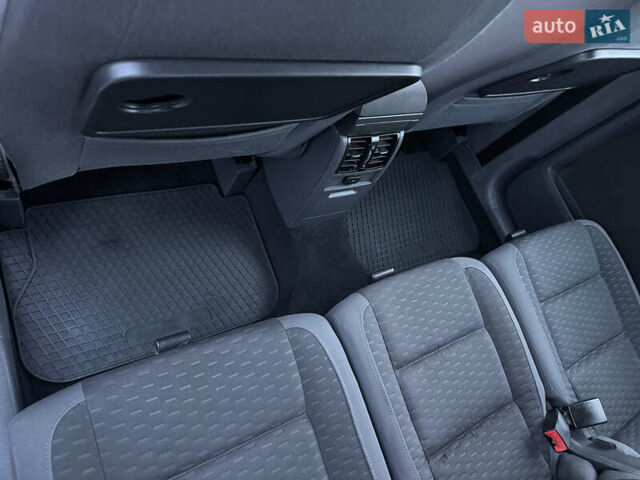 Коричневый Фольксваген Туран, объемом двигателя 1.4 л и пробегом 207 тыс. км за 7000 $, фото 32 на Automoto.ua