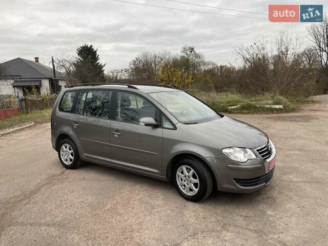 Коричневий Фольксваген Туран, об'ємом двигуна 1.4 л та пробігом 190 тис. км за 7333 $, фото 99 на Automoto.ua