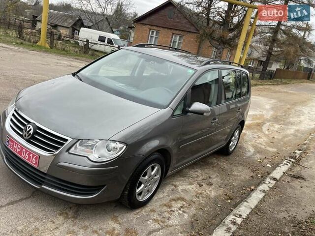 Коричневий Фольксваген Туран, об'ємом двигуна 1.4 л та пробігом 190 тис. км за 7333 $, фото 169 на Automoto.ua