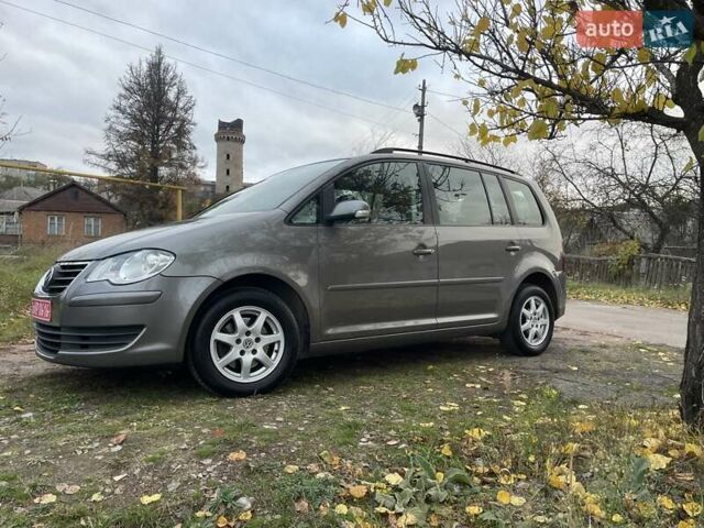 Коричневий Фольксваген Туран, об'ємом двигуна 1.4 л та пробігом 190 тис. км за 7333 $, фото 14 на Automoto.ua