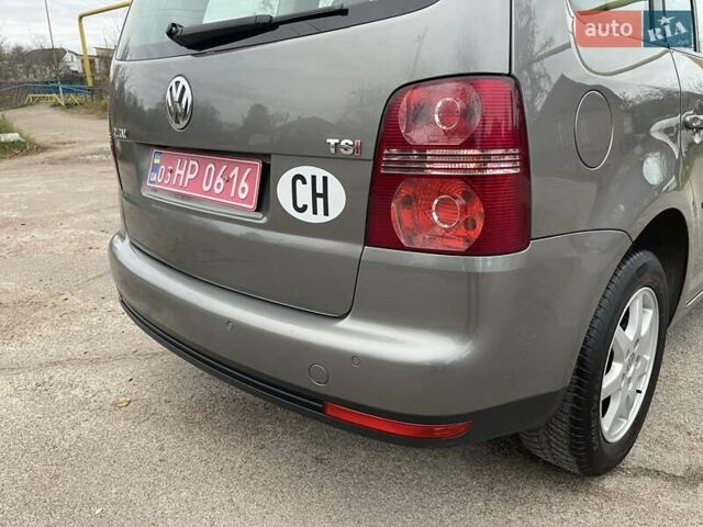 Коричневий Фольксваген Туран, об'ємом двигуна 1.4 л та пробігом 190 тис. км за 7333 $, фото 98 на Automoto.ua