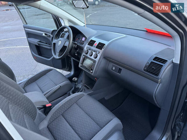 Коричневый Фольксваген Туран, объемом двигателя 1.4 л и пробегом 207 тыс. км за 7000 $, фото 47 на Automoto.ua