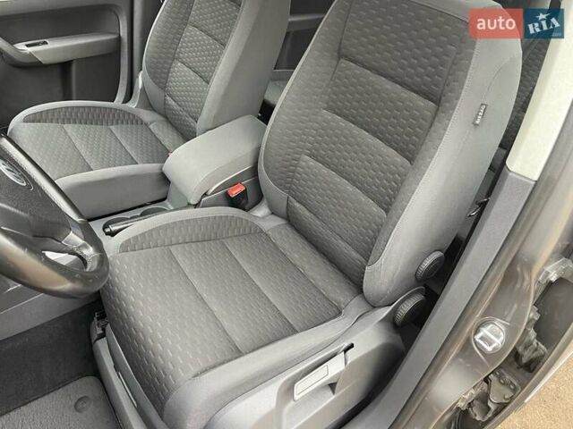 Коричневий Фольксваген Туран, об'ємом двигуна 1.4 л та пробігом 190 тис. км за 7333 $, фото 58 на Automoto.ua