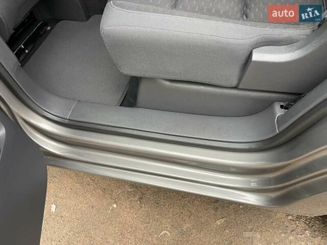 Коричневий Фольксваген Туран, об'ємом двигуна 1.4 л та пробігом 190 тис. км за 7333 $, фото 111 на Automoto.ua