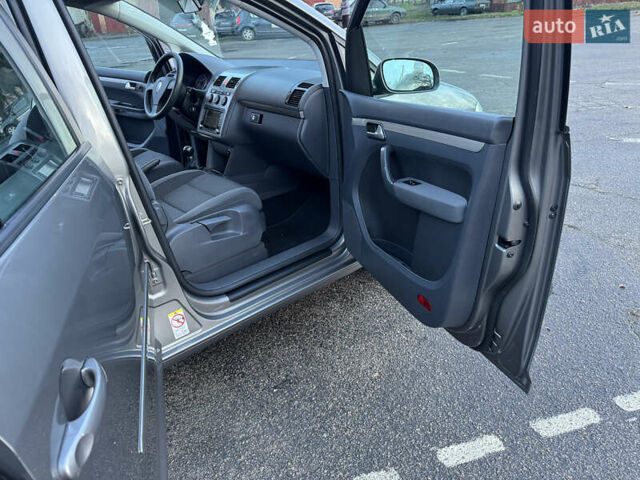 Коричневый Фольксваген Туран, объемом двигателя 1.4 л и пробегом 207 тыс. км за 7000 $, фото 45 на Automoto.ua