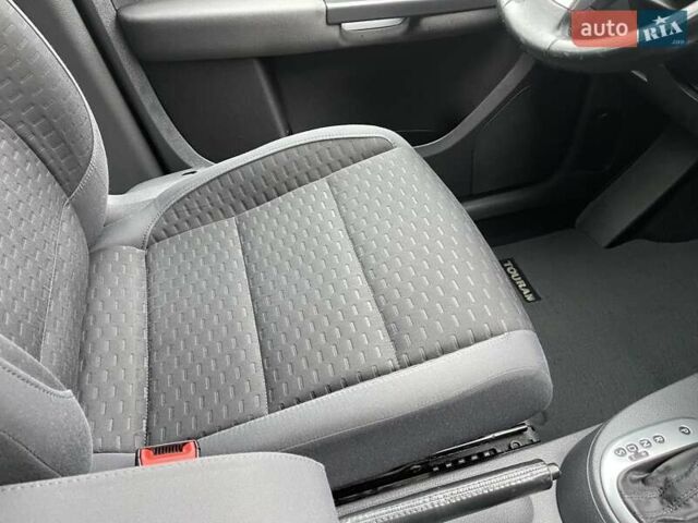 Коричневий Фольксваген Туран, об'ємом двигуна 1.4 л та пробігом 190 тис. км за 7333 $, фото 63 на Automoto.ua