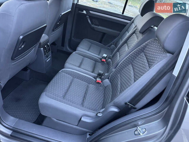 Коричневый Фольксваген Туран, объемом двигателя 1.4 л и пробегом 207 тыс. км за 7000 $, фото 31 на Automoto.ua