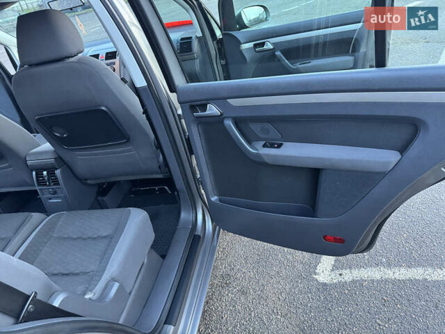 Коричневый Фольксваген Туран, объемом двигателя 1.4 л и пробегом 207 тыс. км за 7000 $, фото 43 на Automoto.ua