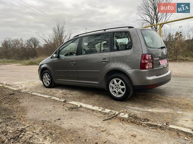 Коричневий Фольксваген Туран, об'ємом двигуна 1.4 л та пробігом 190 тис. км за 7333 $, фото 171 на Automoto.ua