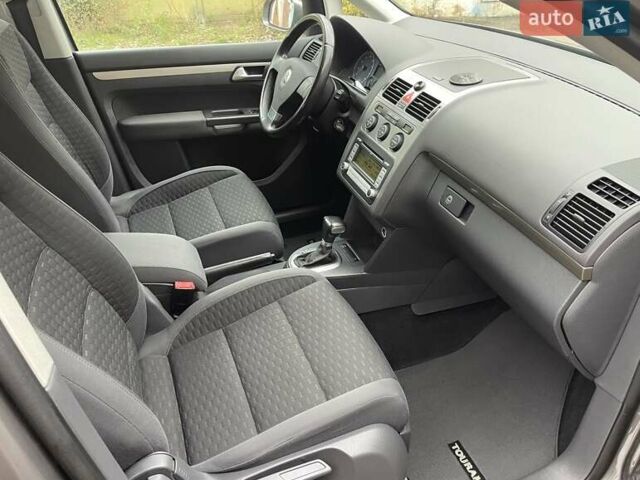 Коричневий Фольксваген Туран, об'ємом двигуна 1.4 л та пробігом 190 тис. км за 7333 $, фото 207 на Automoto.ua