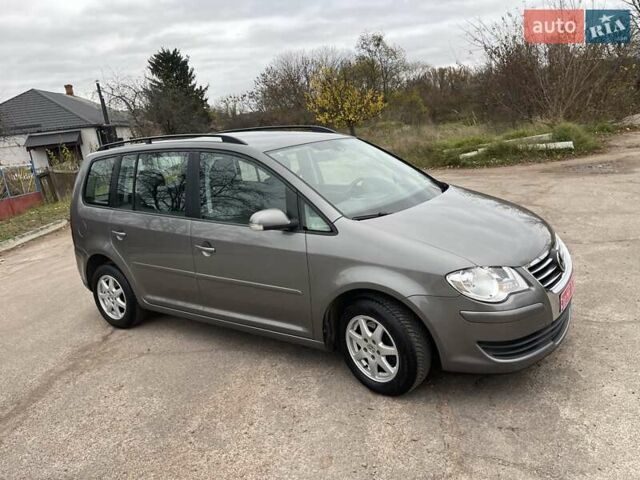 Коричневий Фольксваген Туран, об'ємом двигуна 1.4 л та пробігом 190 тис. км за 7333 $, фото 94 на Automoto.ua