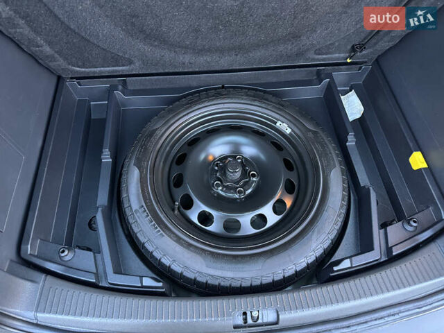 Коричневый Фольксваген Туран, объемом двигателя 1.4 л и пробегом 207 тыс. км за 7000 $, фото 41 на Automoto.ua