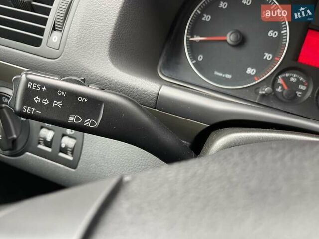 Коричневий Фольксваген Туран, об'ємом двигуна 1.4 л та пробігом 190 тис. км за 7333 $, фото 71 на Automoto.ua