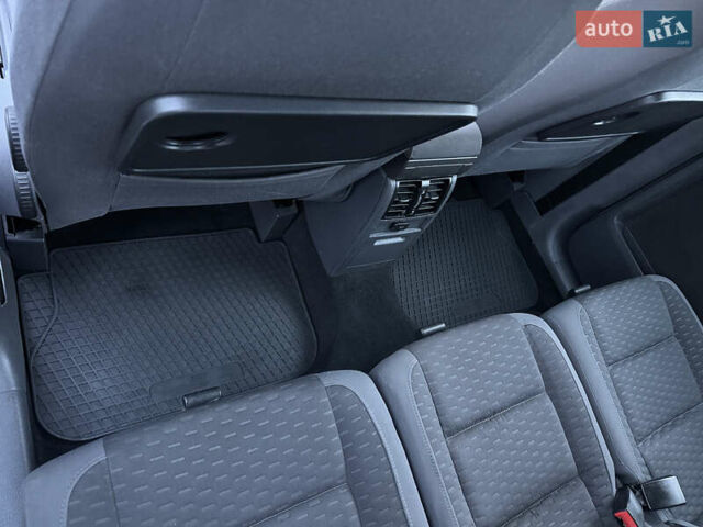 Коричневый Фольксваген Туран, объемом двигателя 1.4 л и пробегом 207 тыс. км за 7000 $, фото 33 на Automoto.ua