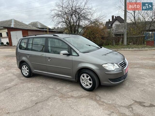 Коричневий Фольксваген Туран, об'ємом двигуна 1.4 л та пробігом 190 тис. км за 7333 $, фото 165 на Automoto.ua