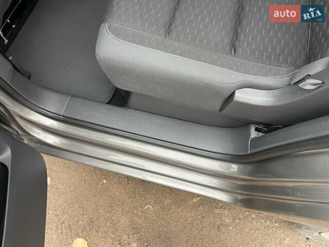 Коричневий Фольксваген Туран, об'ємом двигуна 1.4 л та пробігом 190 тис. км за 7333 $, фото 112 на Automoto.ua