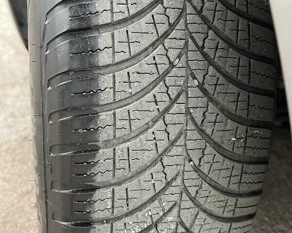 Коричневий Фольксваген Туран, об'ємом двигуна 1.4 л та пробігом 190 тис. км за 7333 $, фото 28 на Automoto.ua